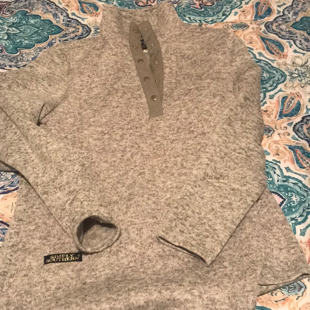 Simply southern pullover **NWOT**